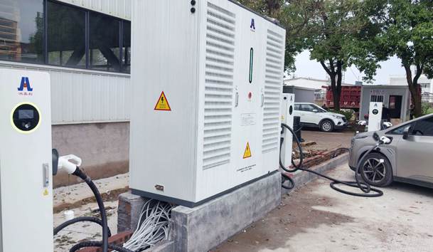 2.5兆瓦充电桩项目案例-兆瓦级超充站(图1)