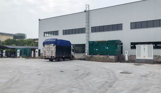 2.5兆瓦充电桩项目案例-兆瓦级超充站(图2)